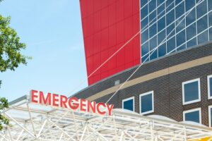 Atlanta car accident lawyer, Atlanta, GA – Three-Vehicle Crash on I-285 Southbound Injures Two Near Glenridge Connector